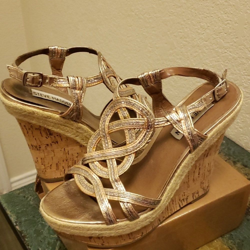 Steve madden wedges